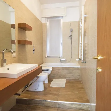 Con Due Stanze In Via Oglio Daire Milano