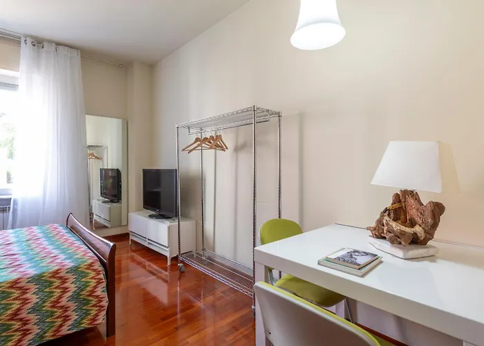Apartament Con Due Stanze In Via Oglio