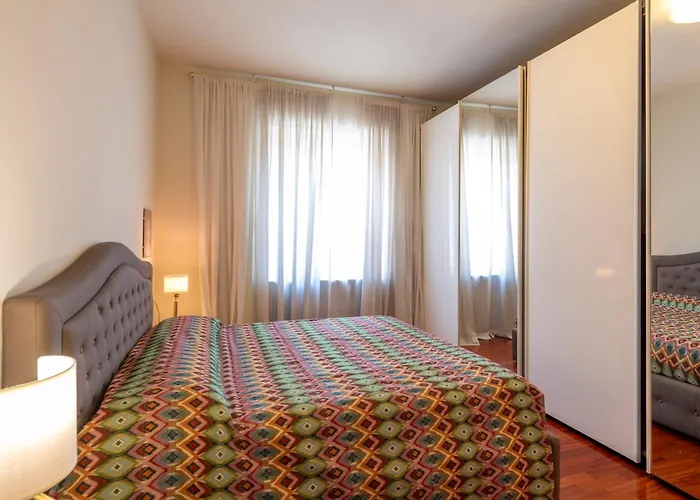 Apartament Con Due Stanze In Via Oglio *